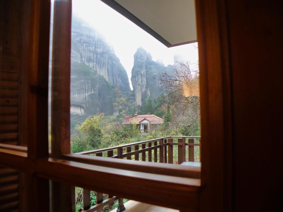 Апартаменты Elenas Meteora Balcony Калампака Экстерьер фото